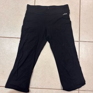 Spalding Black Capri Leggings